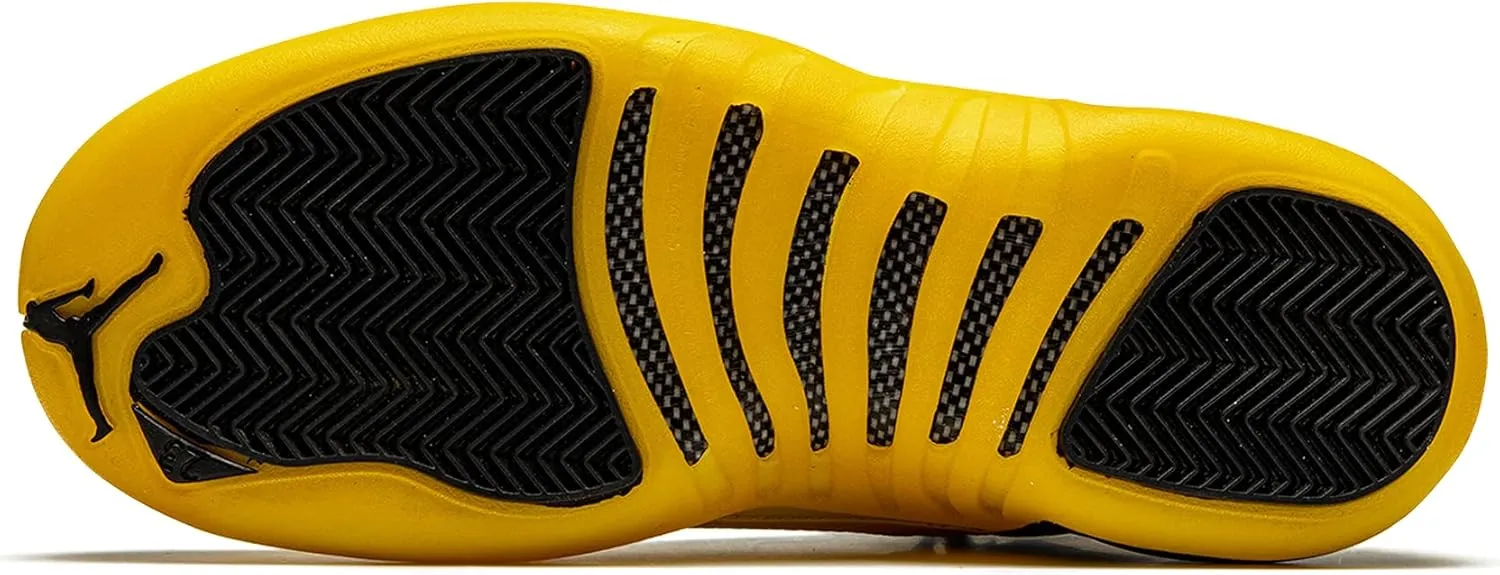 Retro Football Shoes For Men Red Black New Year Chinese Queen Game Sneakers. S914002